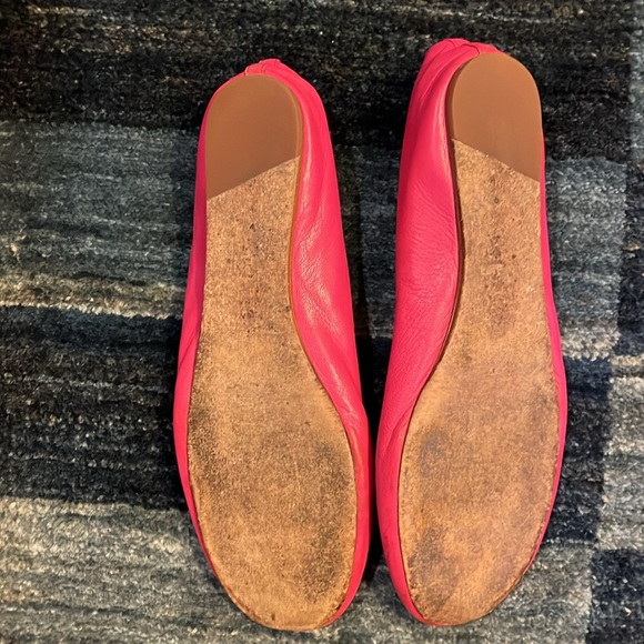 Saks Fifth Ave shoe brand hot pink flats - Picture 6 of 9